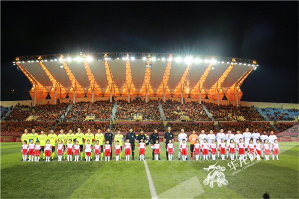 爱游戏体育-包含表现优异首场状态出色，阿森纳观众沸腾！，内马尔重返赛场观众掌声雷动的词条